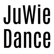 (c) Juwie-dance.com